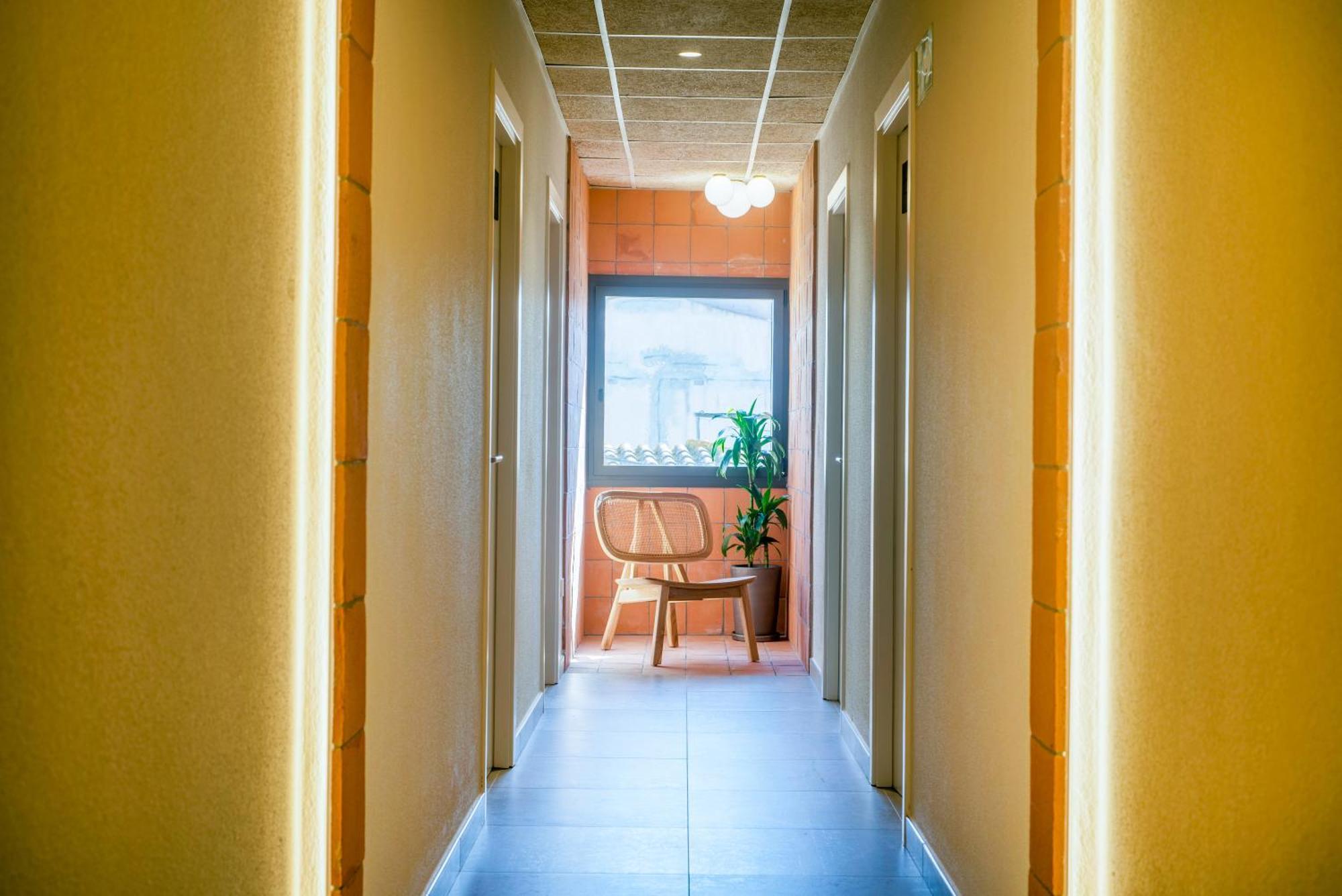 Hostal Barris ปัลส์ ภายนอก รูปภาพ